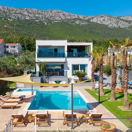 Seaview Stanka With Pool And Attached Jacuzzi Villa Kastela