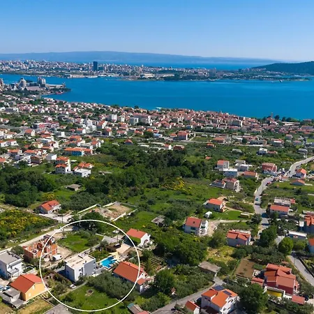 Seaview Stanka With Pool And Attached Jacuzzi * Kastela