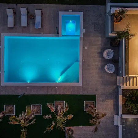 Seaview Stanka With Pool And Attached Jacuzzi Villa *