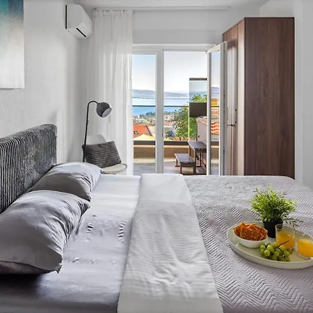 Villa Seaview Stanka With Pool And Attached Jacuzzi Kastela