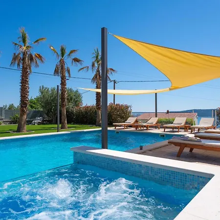 Villa Seaview Stanka With Pool And Attached Jacuzzi *